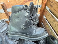 Partij legerschoenen - afbeelding 2 van  5