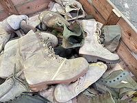 Partij legerschoenen - afbeelding 2 van  3