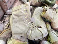 Partij legerschoenen - afbeelding 3 van  3
