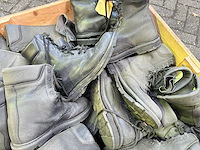 Partij legerschoenen - afbeelding 2 van  3