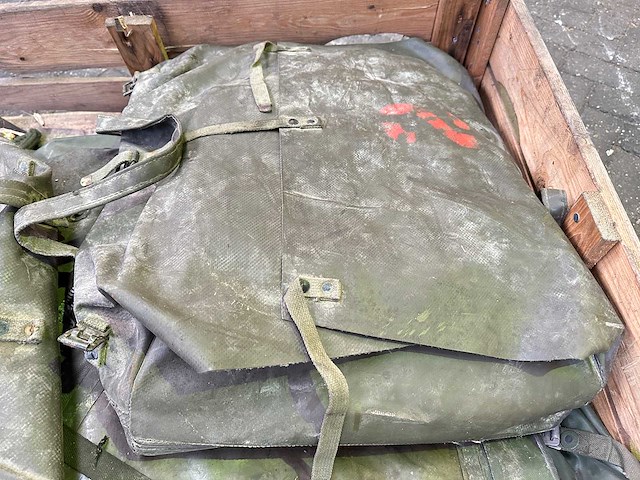 Partij legertassen - afbeelding 3 van  4