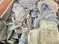 Partij legertassen - afbeelding 2 van  4