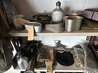 Partij legeruitrusting - afbeelding 4 van  9