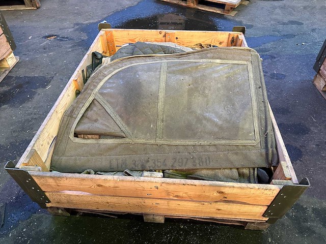 Partij legeruitrusting - afbeelding 3 van  4