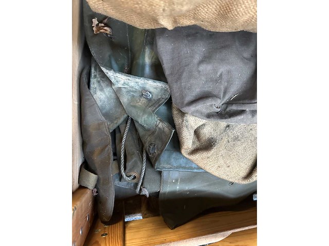 Partij legeruitrusting - afbeelding 4 van  4