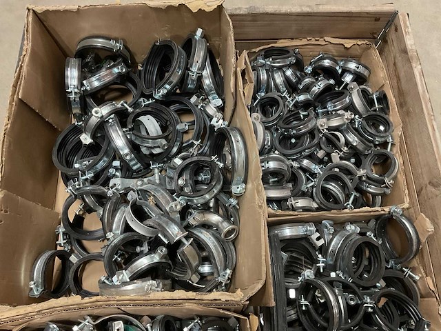 Partij leidingbeugels - afbeelding 3 van  3