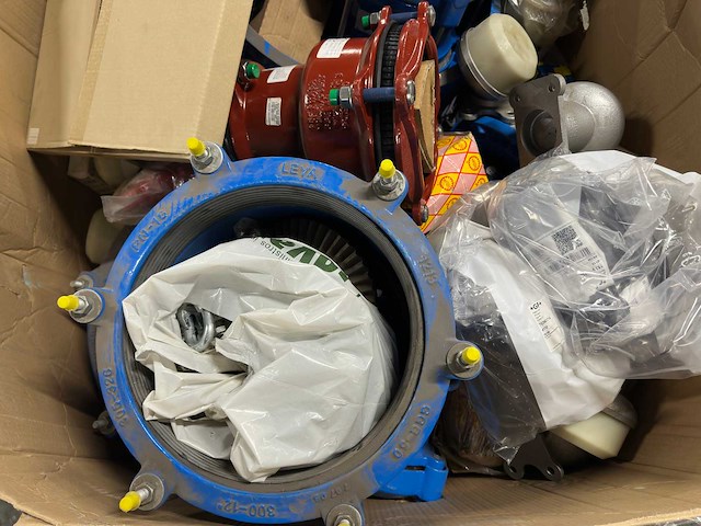 Partij leidingkoppelingen & appendages & mix (603kg) - afbeelding 9 van  9