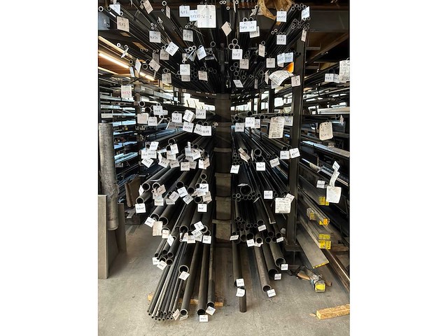 Partij lengte materiaal - afbeelding 10 van  22