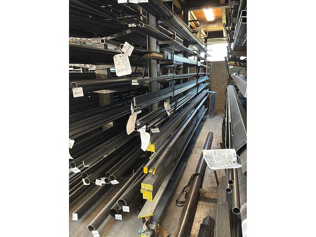 Partij lengte materiaal - afbeelding 11 van  22