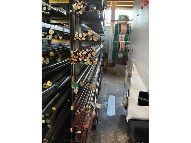 Partij lengte materiaal - afbeelding 22 van  22