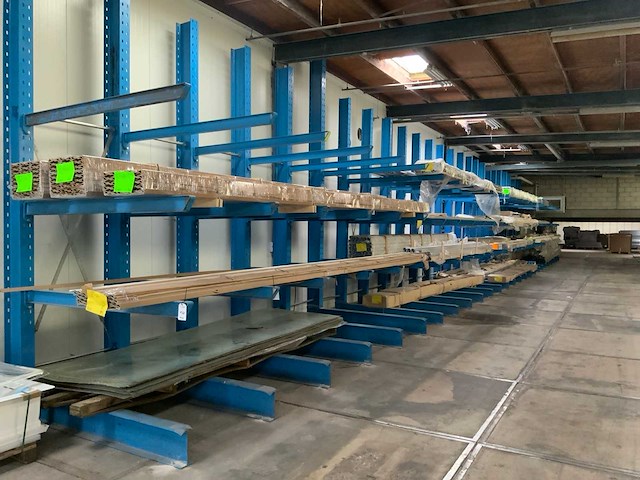 Partij lengtes aluminium profielen - afbeelding 1 van  11