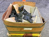 Partij leren handschoenen - afbeelding 2 van  4