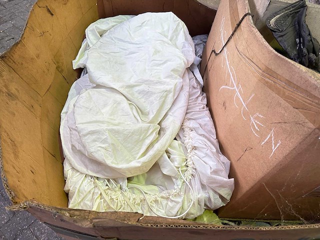 Partij leren handschoenen - afbeelding 3 van  4