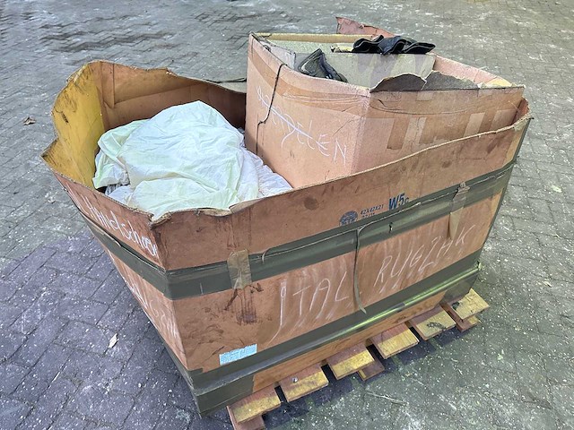 Partij leren handschoenen - afbeelding 4 van  4