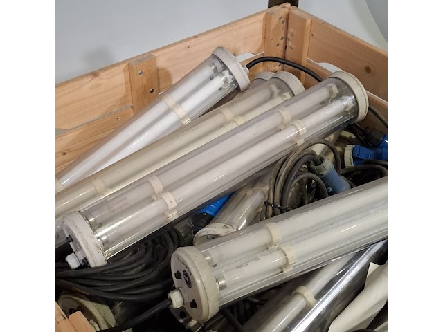 Partij lichtarmaturen - afbeelding 5 van  7