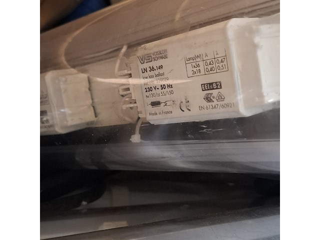 Partij lichtarmaturen - afbeelding 3 van  6