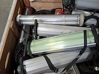 Partij lichtbakken - afbeelding 13 van  26