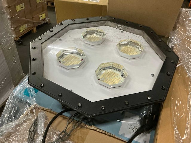 Partij lichtbronnen (retourgoed) - afbeelding 6 van  6