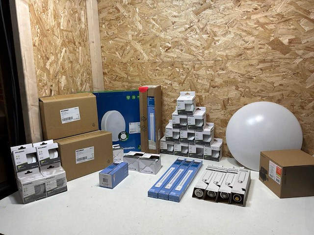 Partij lichtbronnen, wandlampen & spots - afbeelding 14 van  18