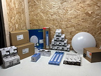 Partij lichtbronnen, wandlampen & spots - afbeelding 1 van  18