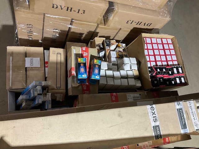 Partij lichtbronnen - afbeelding 1 van  3