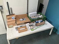 Partij lichtbronnen - afbeelding 2 van  8