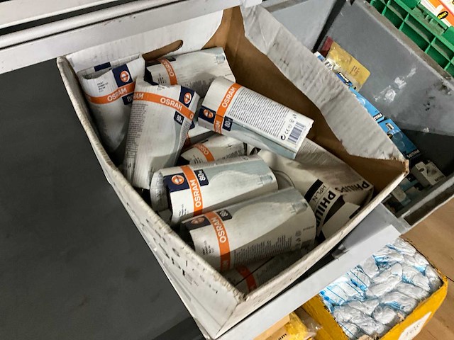 Partij lichtbronnen - afbeelding 3 van  9