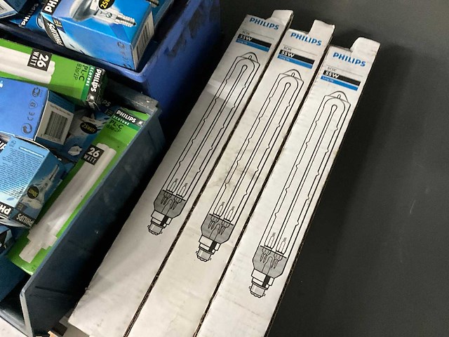 Partij lichtbronnen - afbeelding 7 van  9