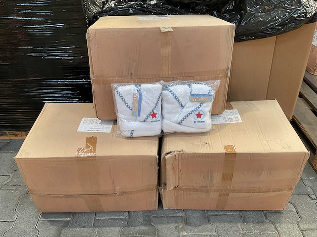 Partij lief badjassen wit (108x) - afbeelding 4 van  4