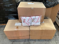 Partij lief badjassen wit (108x) - afbeelding 1 van  4