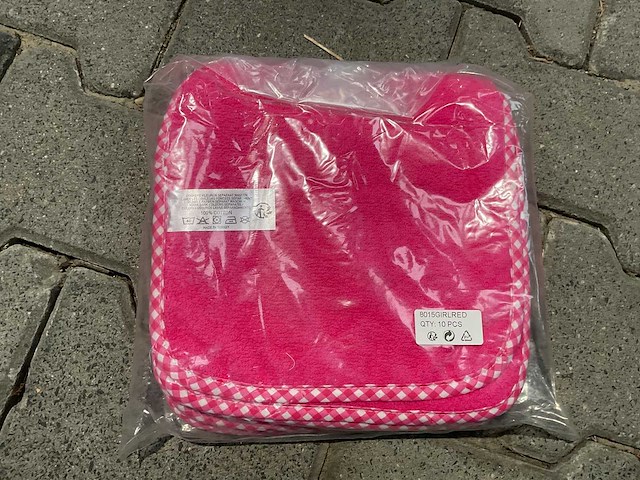 Partij lief spuugdoeken rood (100x) - afbeelding 4 van  4