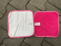 Partij lief spuugdoeken wit/rood (30x) - afbeelding 1 van  4