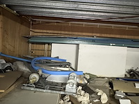 Partij liggers en diversen op entresol - afbeelding 9 van  10