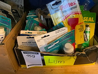 Partij lijm in 1 vak - afbeelding 2 van  4