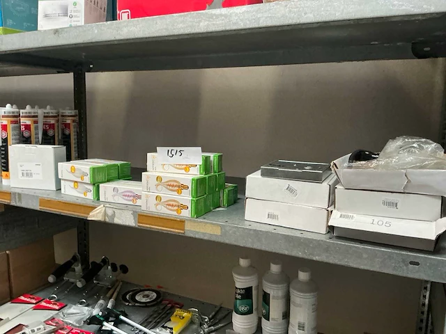 Partij lijm, verlichting en bevestigingsmaterialen - afbeelding 2 van  4