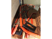 Partij lijmklemmen en zaagbeugels - afbeelding 2 van  4