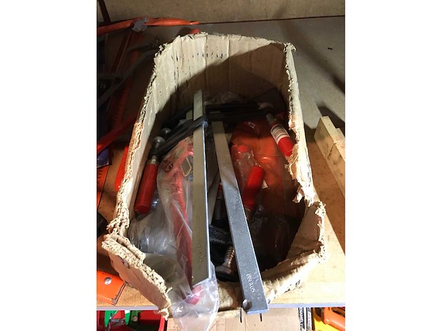 Partij lijmklemmen en zaagbeugels - afbeelding 3 van  4