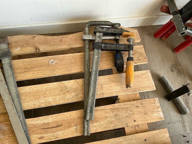 Partij lijmklemmen + (meubelspanners) 29x - afbeelding 1 van  2