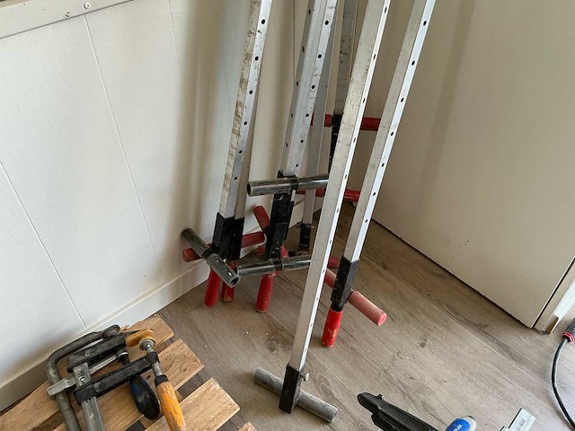 Partij lijmklemmen + (meubelspanners) 29x - afbeelding 2 van  2