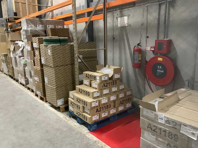 Partij lijmpatronen - afbeelding 1 van  6