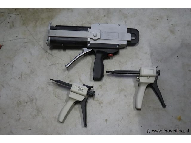 Partij lijmpistolen, diverse merken o.a. corian - afbeelding 1 van  9