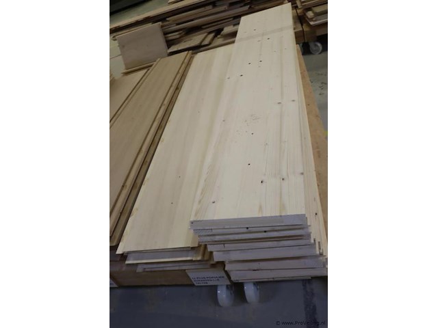 Partij linalite® hout (onderdelen uitvaartkisten), diverse soorten o.a. ll plus eiken/vuren/populier hoofeind & zijkanten - afbeelding 2 van  30