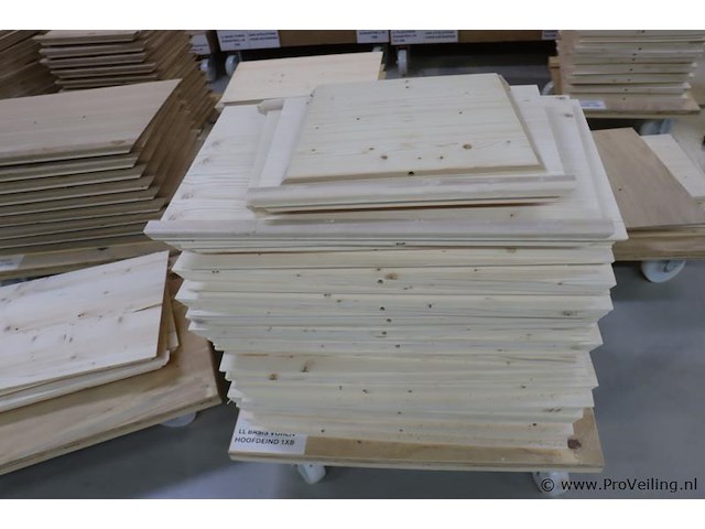 Partij linalite® hout (onderdelen uitvaartkisten), diverse soorten o.a. ll plus eiken/vuren/populier hoofeind & zijkanten - afbeelding 11 van  30