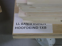 Partij linalite® hout (onderdelen uitvaartkisten), diverse soorten o.a. ll plus eiken/vuren/populier hoofeind & zijkanten - afbeelding 13 van  30