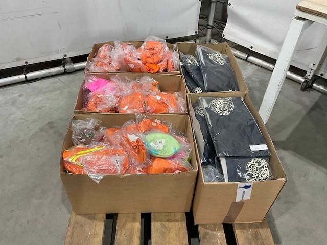 Partij lingerie - afbeelding 6 van  7