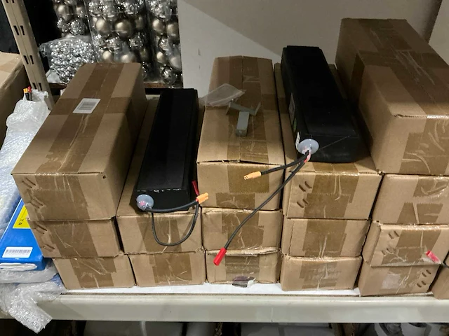 Partij lithium-ion power battery (36x) - afbeelding 6 van  11
