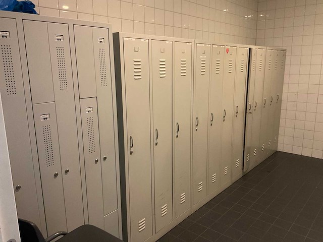 Partij lockerkasten (25x) - afbeelding 6 van  13