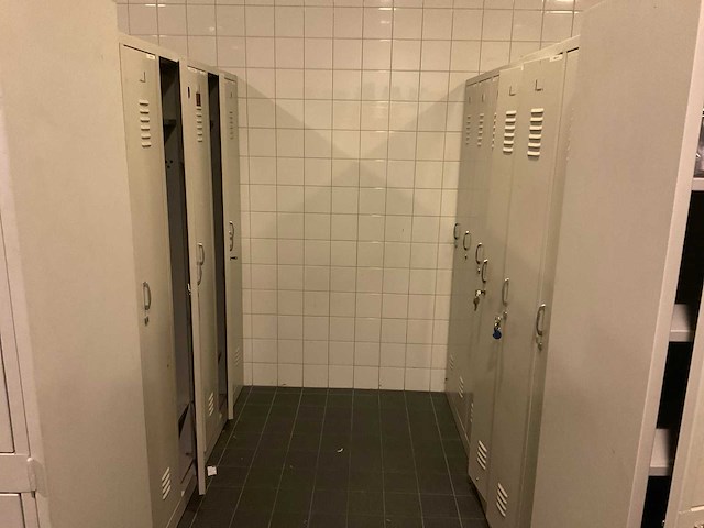 Partij lockerkasten (25x) - afbeelding 9 van  13