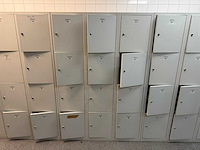 Partij lockerkasten - afbeelding 3 van  5