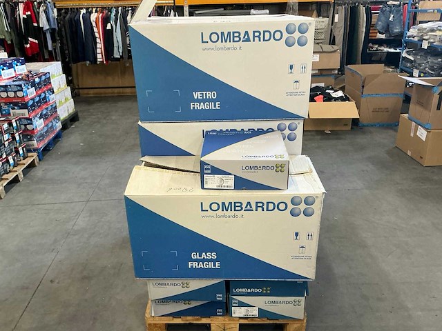 Partij lombardo plafondlampen class 330 white (46x) - afbeelding 1 van  3